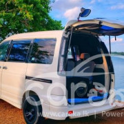 TOYOTA NOAH KR42 2003