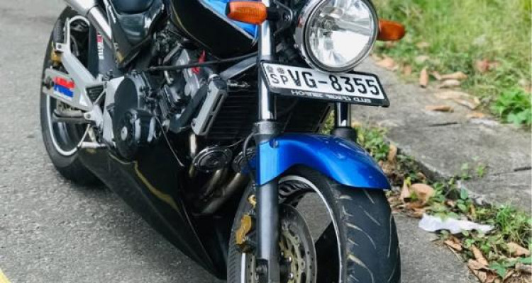 HONDA HORNET 2006
