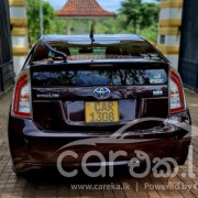 TOYOTA PRIUS 2014