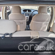 TOYOTA VITZ 2007
