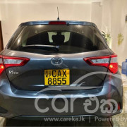 TOYOTA VITZ 2017