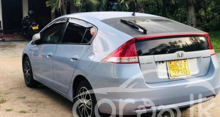 HONDA INSIGHT 2011