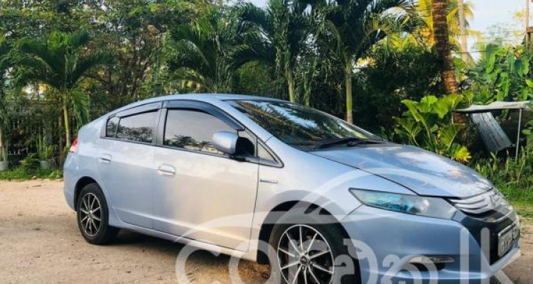 HONDA INSIGHT 2011