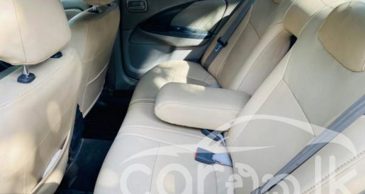 NISSAN SUNNY N16 2000