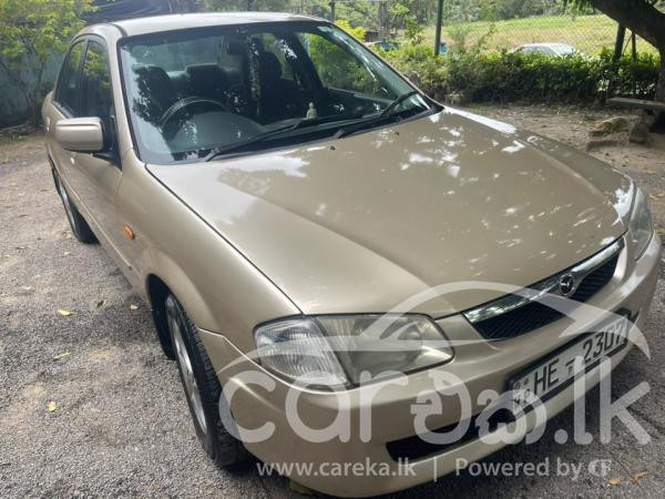 MAZDA 323 2000