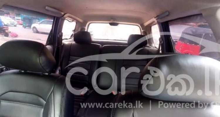 NISSAN WINGROAD 2002