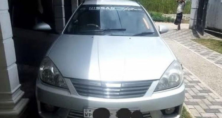NISSAN WINGROAD 2002