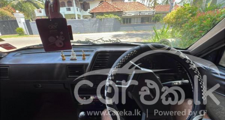 NISSAN SUNNY HB12 1986