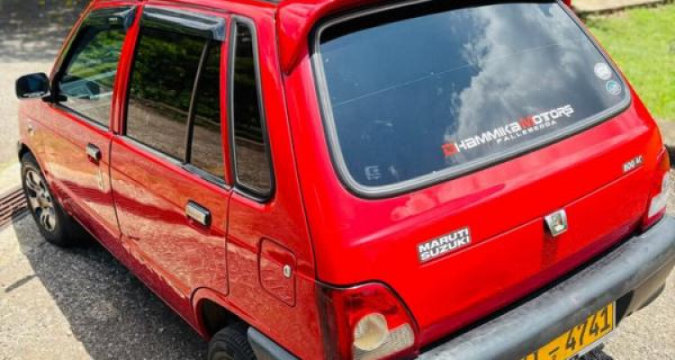 SUZUKI MARUTI 800 2010