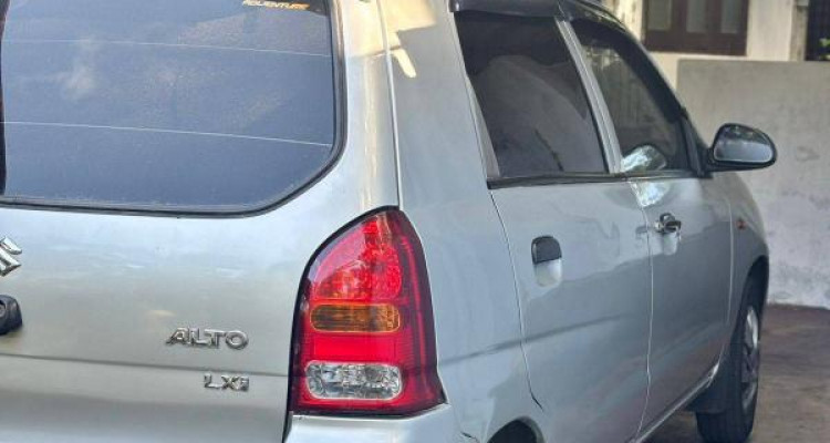 SUZUKI ALTO 2011