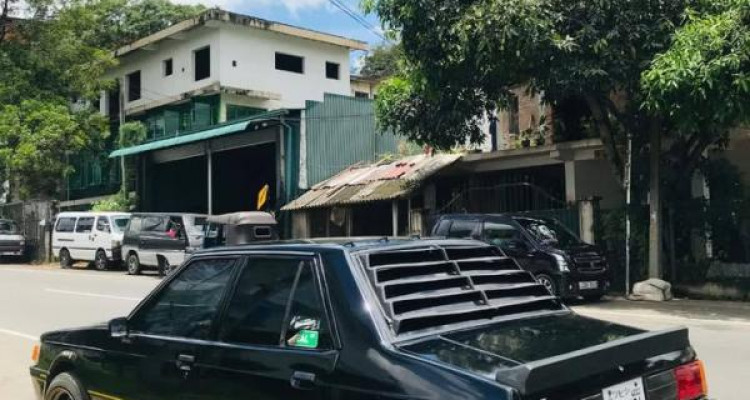 MITSUBISHI LANCER BOX 1983