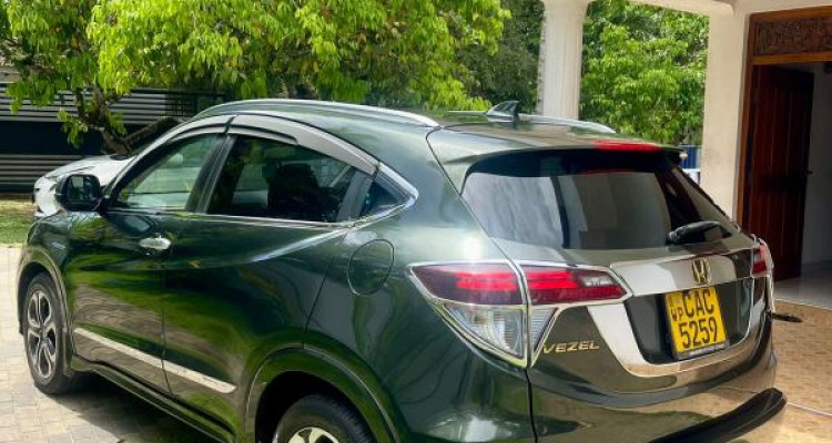 HONDA VEZEL 2014