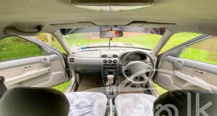 NISSAN MARCH K11 2000