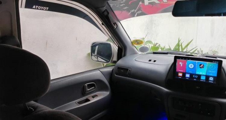 TOYOTA NOAH KR42 2002