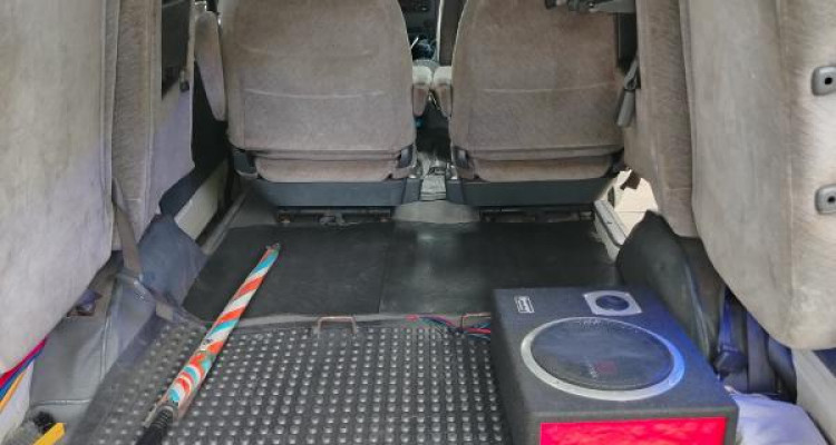 TOYOTA NOAH KR42 2002