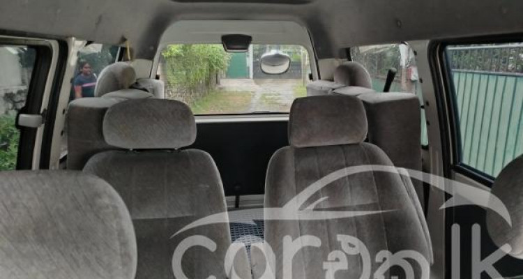 TOYOTA NOAH KR42 2002