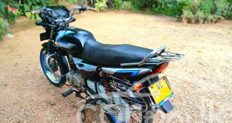 BAJAJ CT100 2010