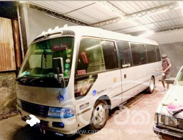 TOYOTA COASTER 2012