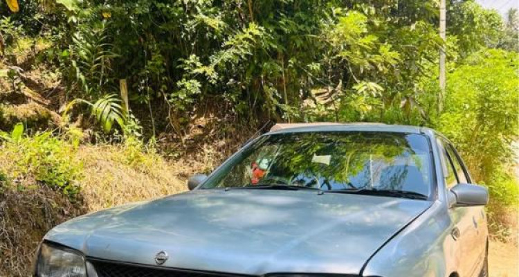 NISSAN WINGROAD 2000