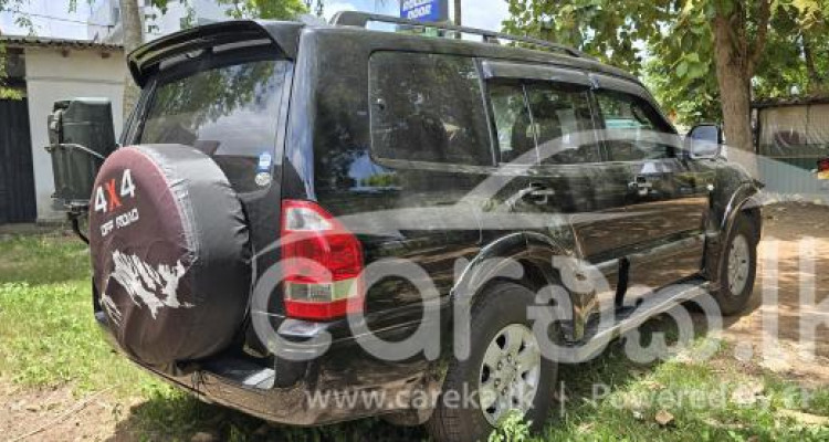 MITSUBISHI MONTERO V76 2007