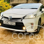 TOYOTA PRIUS 2012