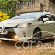 TOYOTA PRIUS 2012