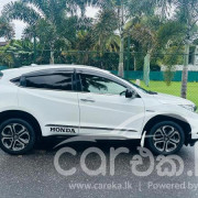 HONDA VEZEL 2014