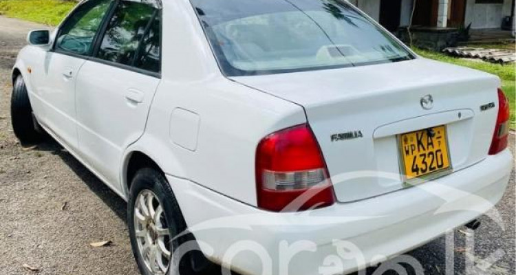 MAZDA FAMILIA 2002