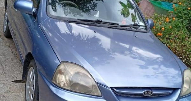 KIA RIO 2004