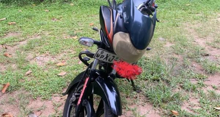 BAJAJ DISCOVER 150 2013