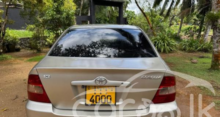 TOYOTA COROLLA 121 2002