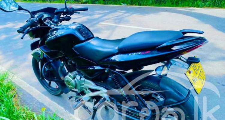 BAJAJ PULSAR 135 2006
