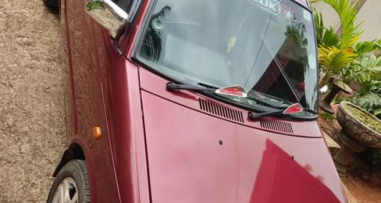 SUZUKI MARUTI 800 2011