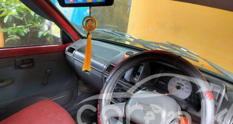 SUZUKI MARUTI 800 2005