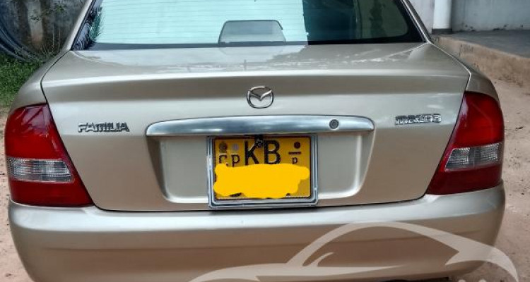 MAZDA FAMILIA BG5P 2001