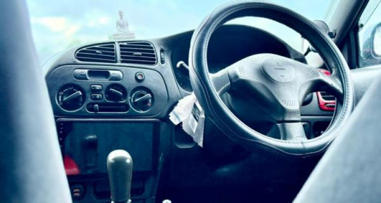 MITSUBISHI LANCER CK2 1998