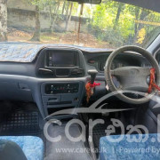 TOYOTA NOAH KR42 2000