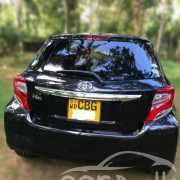 TOYOTA VITZ 2016