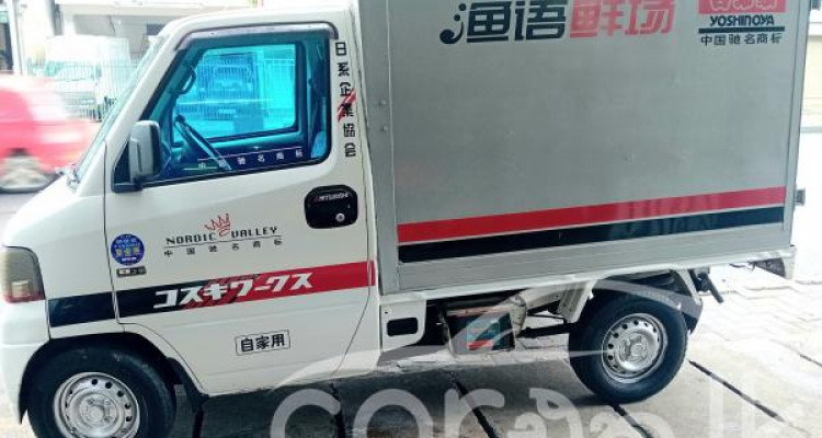 MITSUBISHI MINI TRUCK 2002