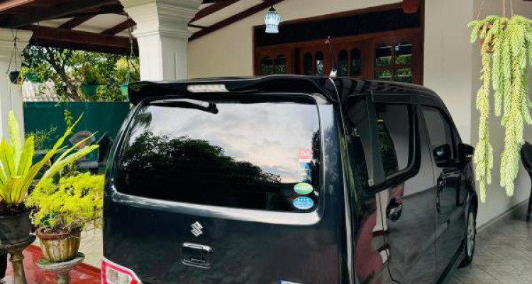 SUZUKI WAGON R FZ 2018