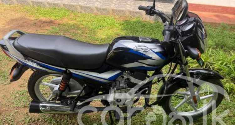 BAJAJ CT100 2025