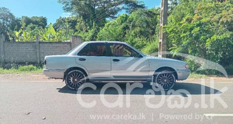 NISSAN SUNNY 1993