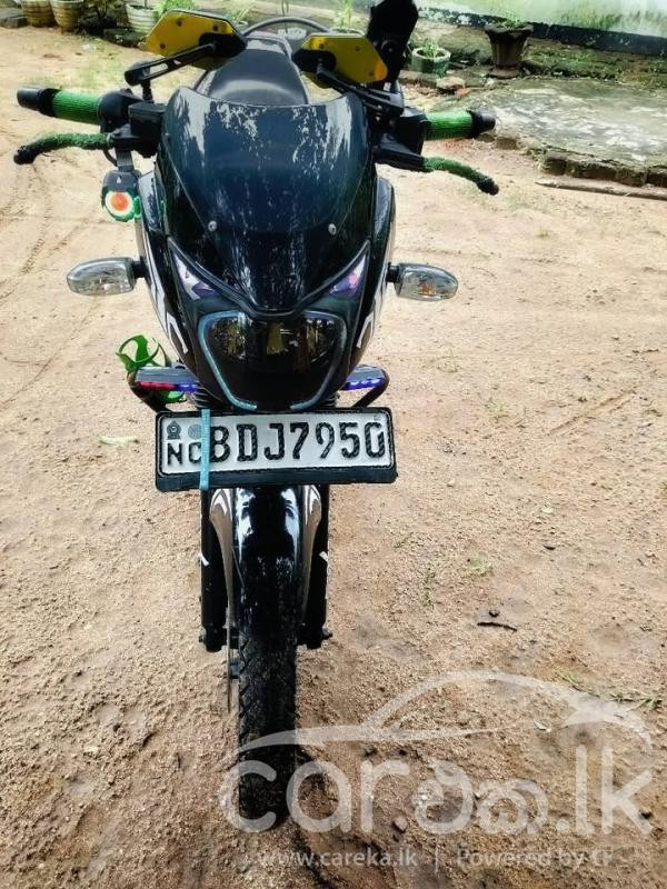 BAJAJ PULSAR 150 2016