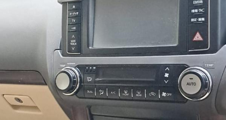 TOYOTA LAND CRUISER PRADO 150 2015