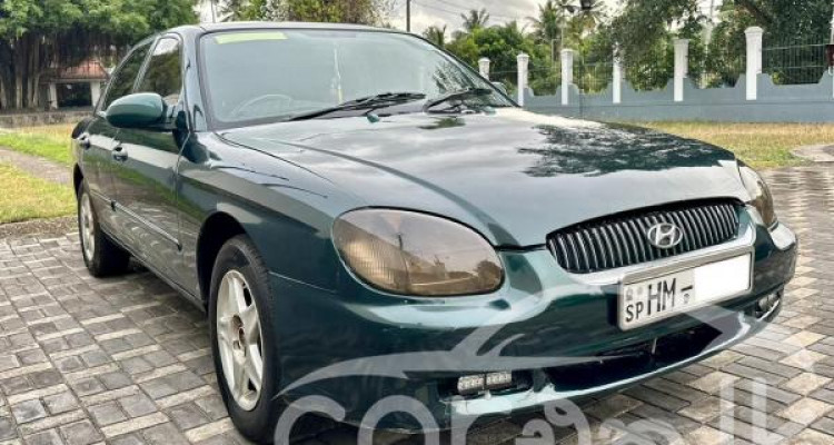 HYUNDAI SONATA 2000