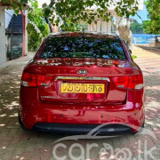 KIA CERATO 2011