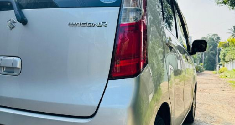 SUZUKI WAGON R 2016