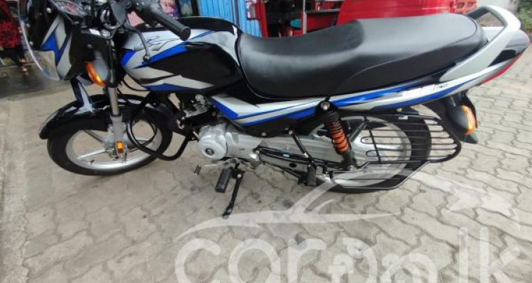 BAJAJ CT100 2024