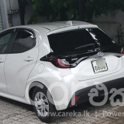 TOYOTA YARIS 2024