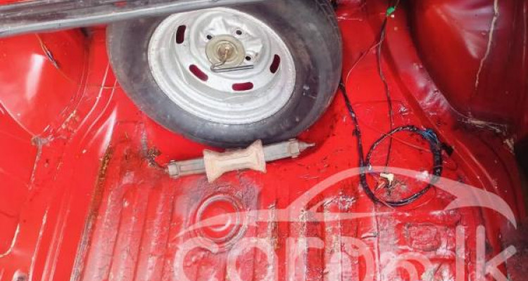 MITSUBISHI LANCER BOX 1980